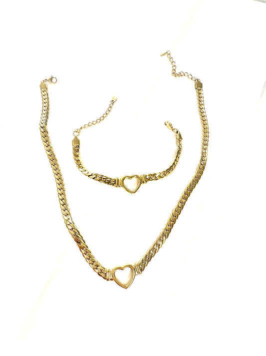 Set: 18 K gold heart-shaped necklace and bracelet