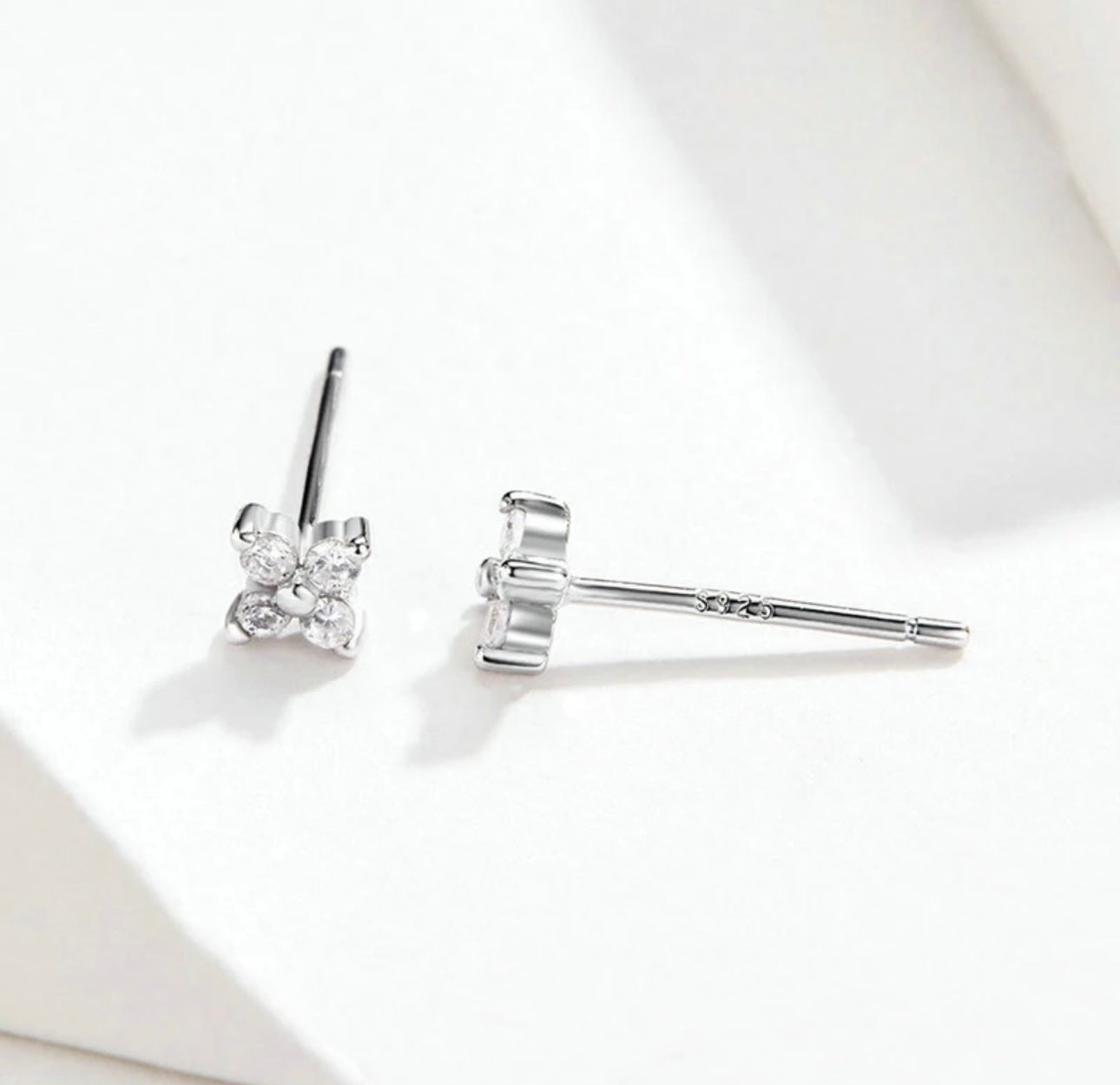 925 silver earrings, with diamonds