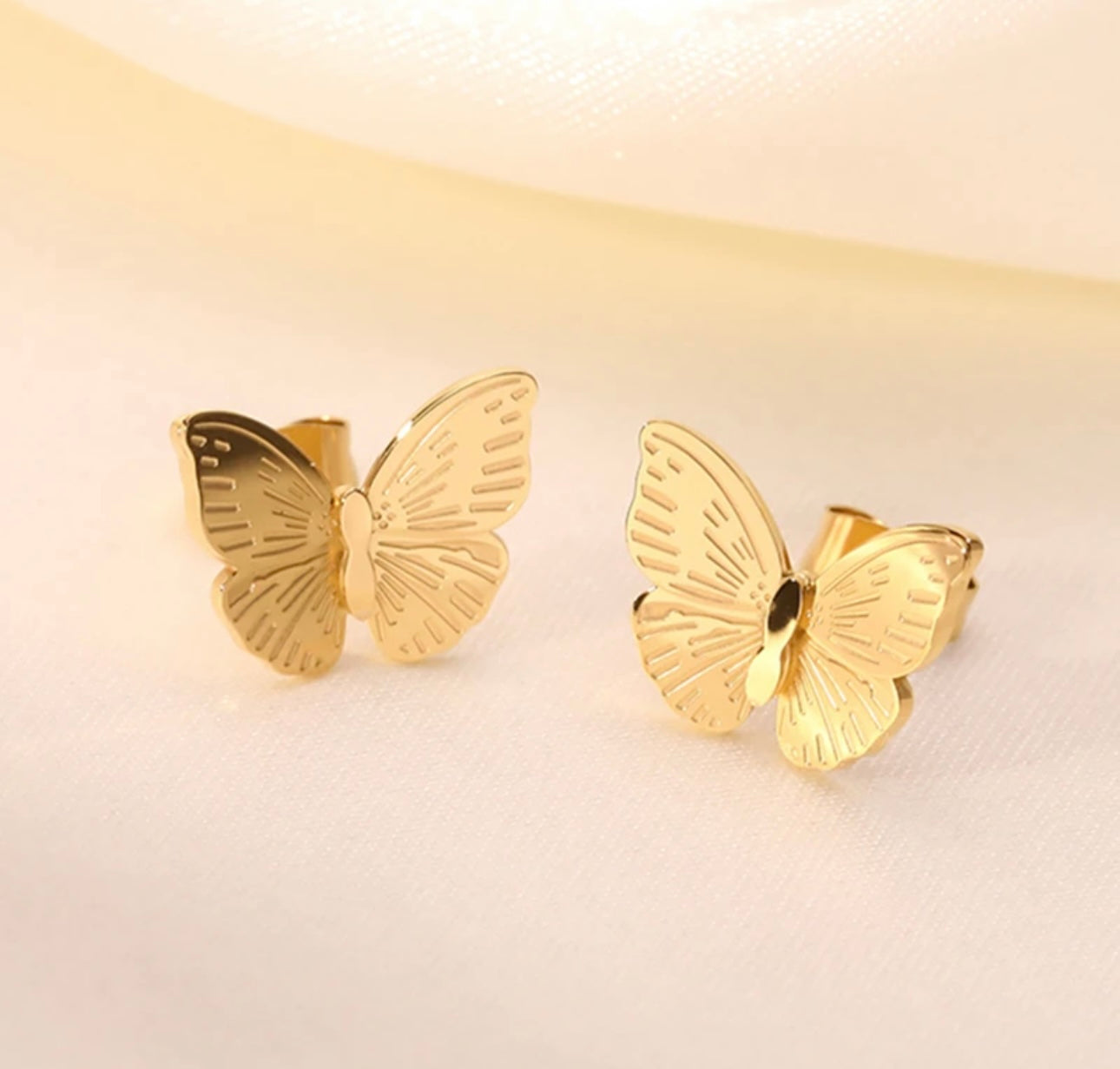 Butterfly earrings, 18K gold plated