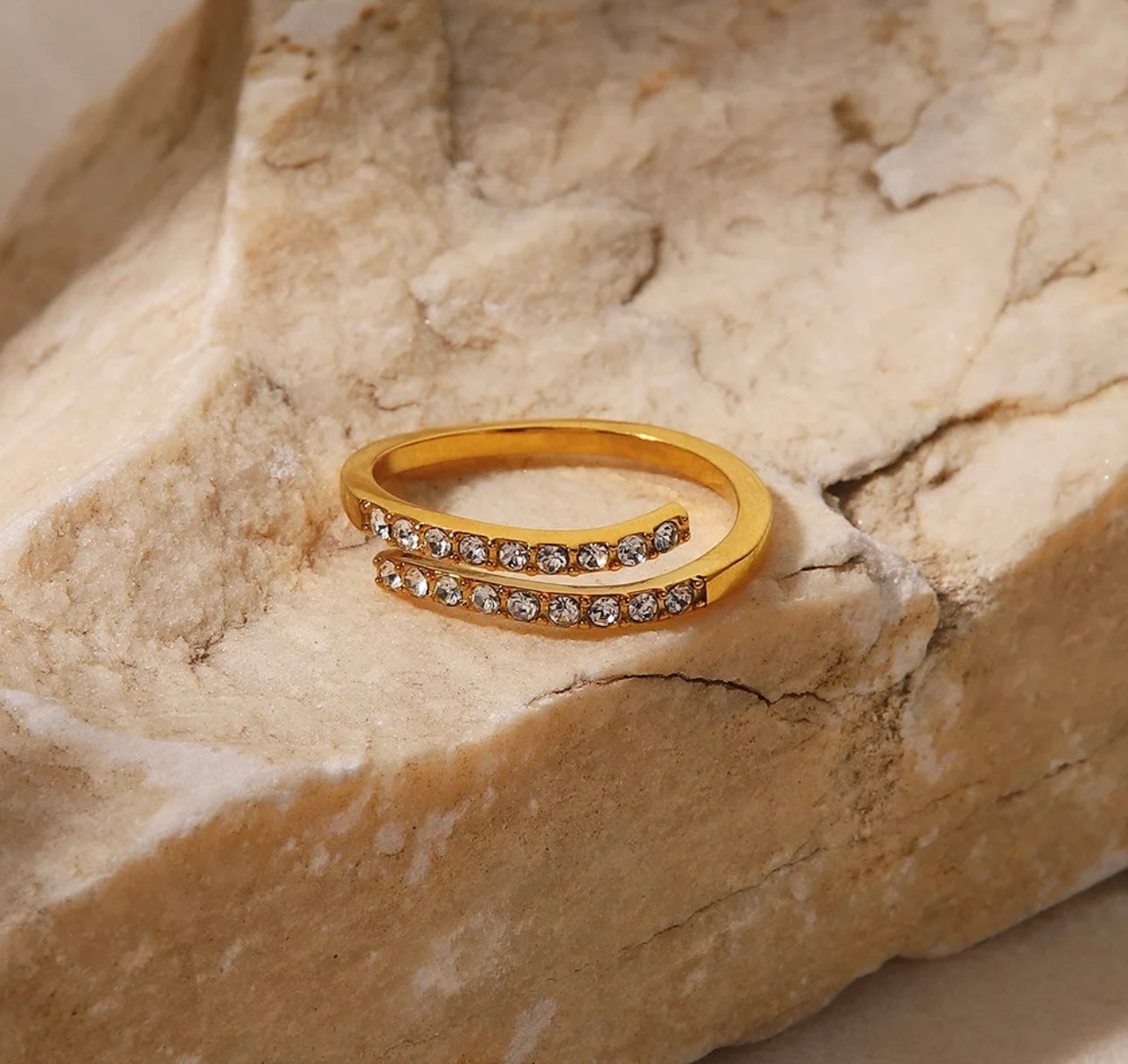 18K gold plated zircon inlaid ring