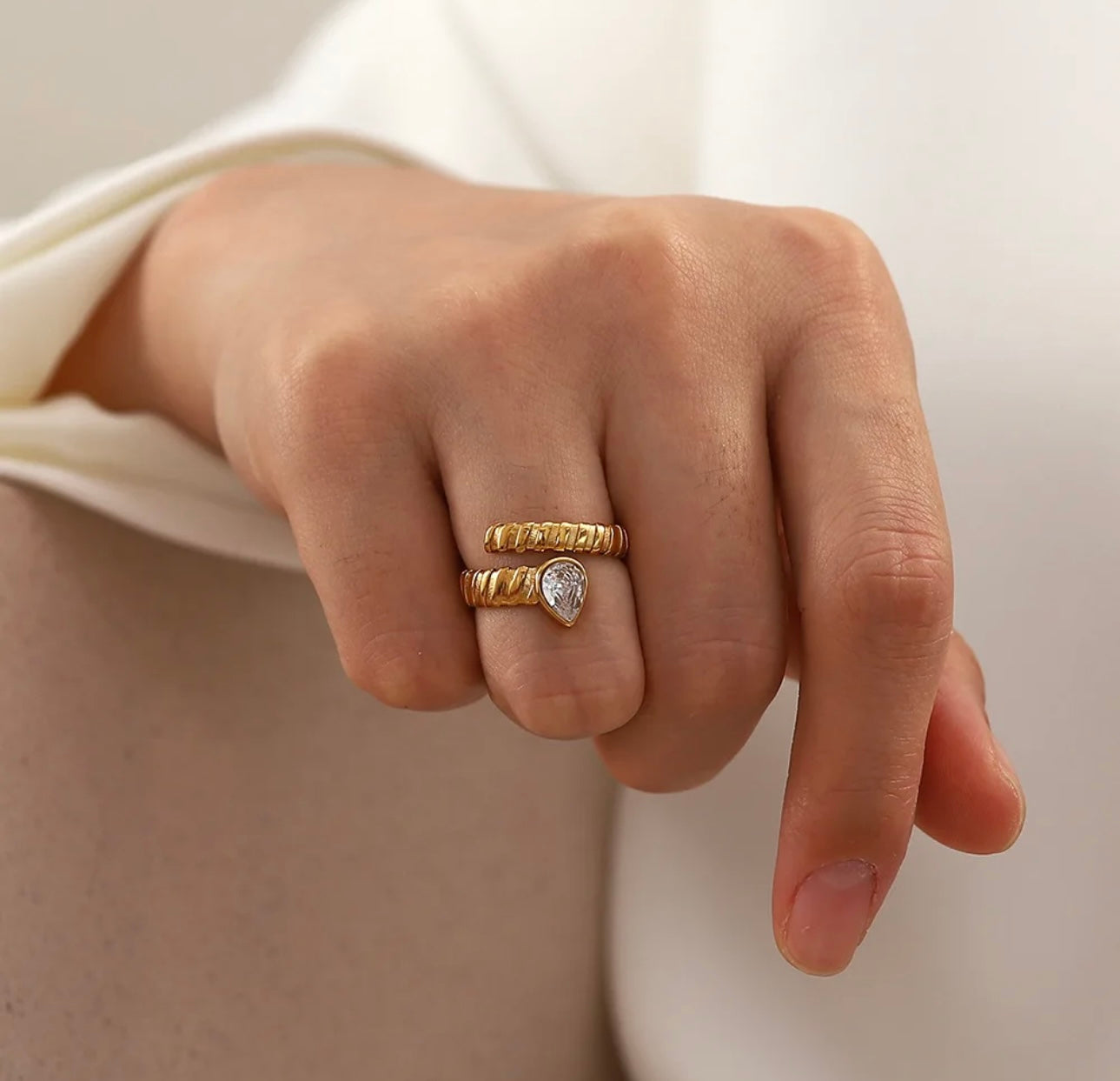 18K gold plated white zircon adjustable ring